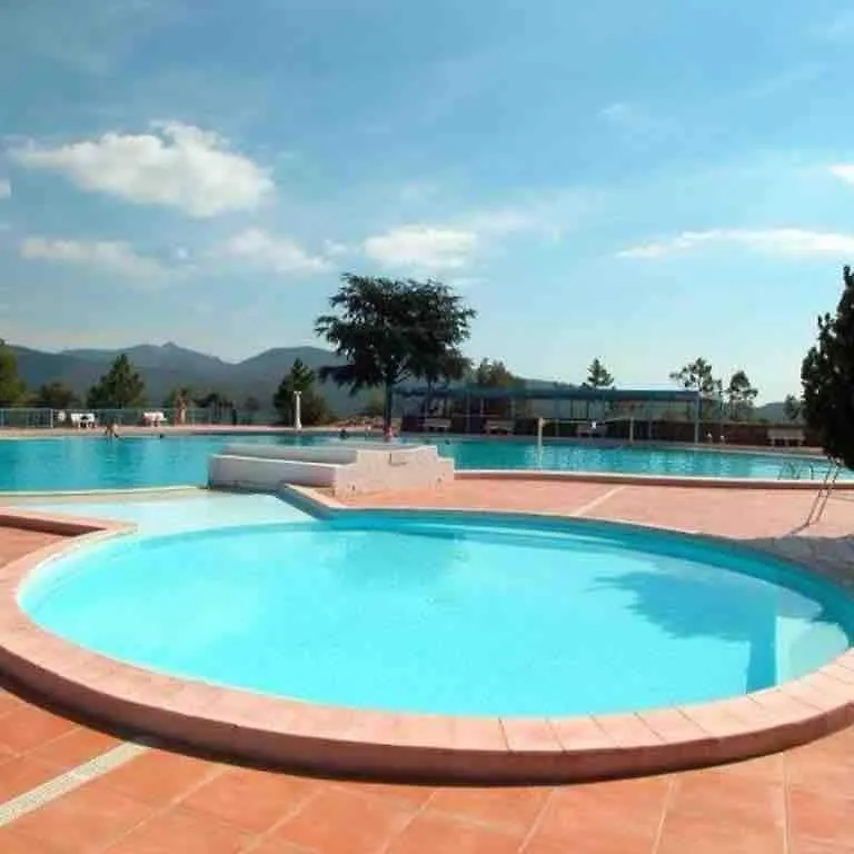 Holiday home Maison Au Calme Dans Residence Privee Avec Piscine Vue Mer Frejus