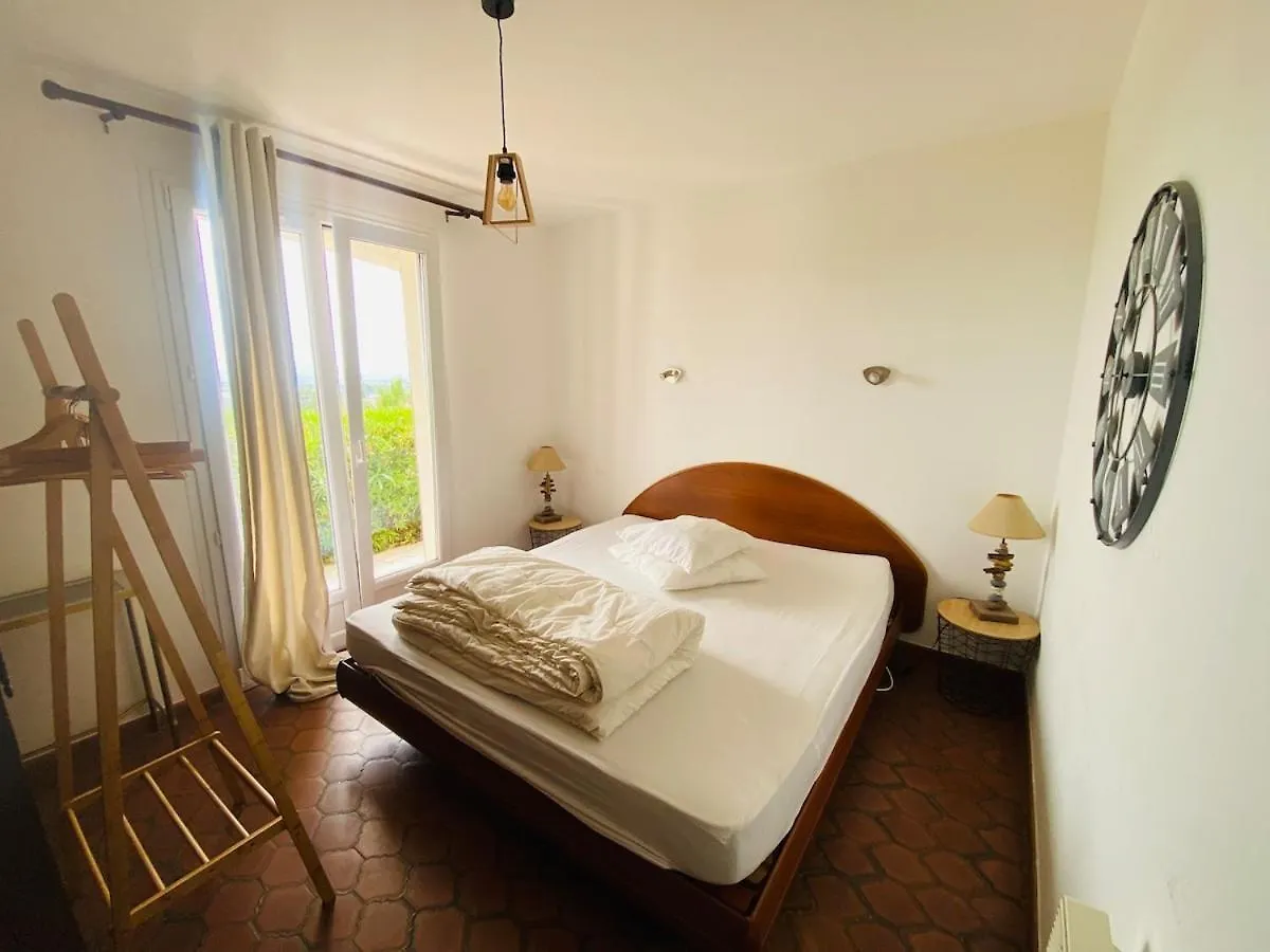 Maison Au Calme Dans Residence Privee Avec Piscine Vue Mer Frejus Holiday home